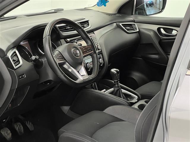 NISSAN Qashqai 02602748_VO38053400