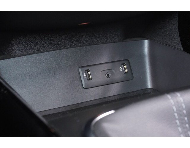 Inside Kadjar Diesel  Blanco Glaciar