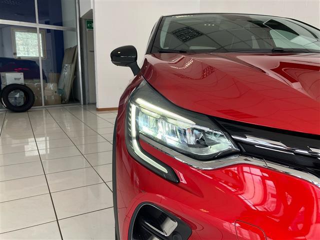RENAULT Captur 00985240_VO38023207