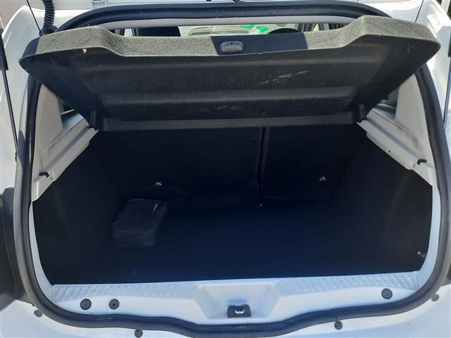 DACIA Sandero 02639432_VO38043366