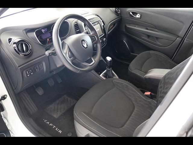 RENAULT Captur I 2017 00550264_VO38013066