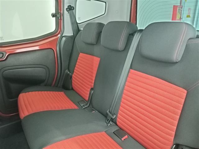 FIAT Qubo 02578351_VO38053400