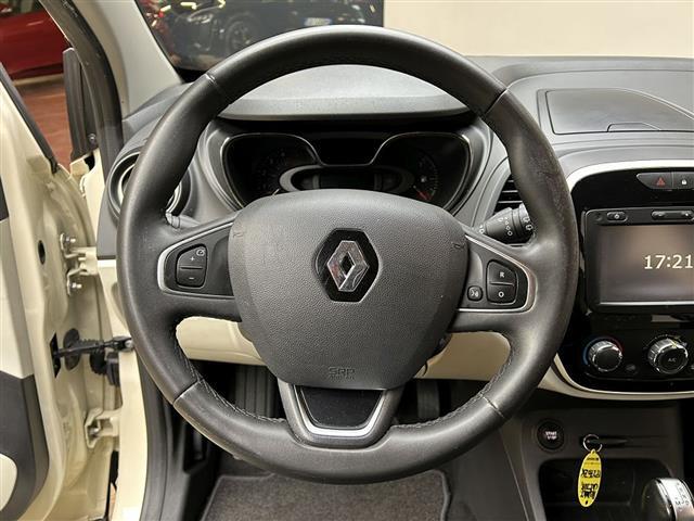 RENAULT Captur I 2017 05719337_VO38043127