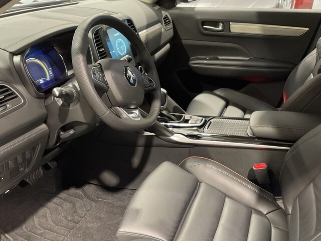 Inside Koleos  Negro