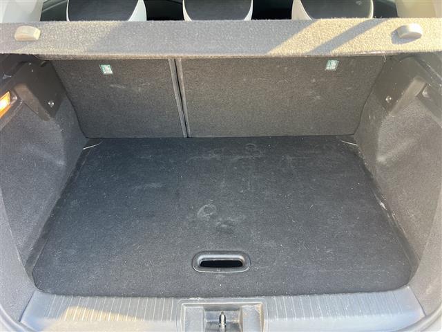 RENAULT Captur 05258500_VO38013034