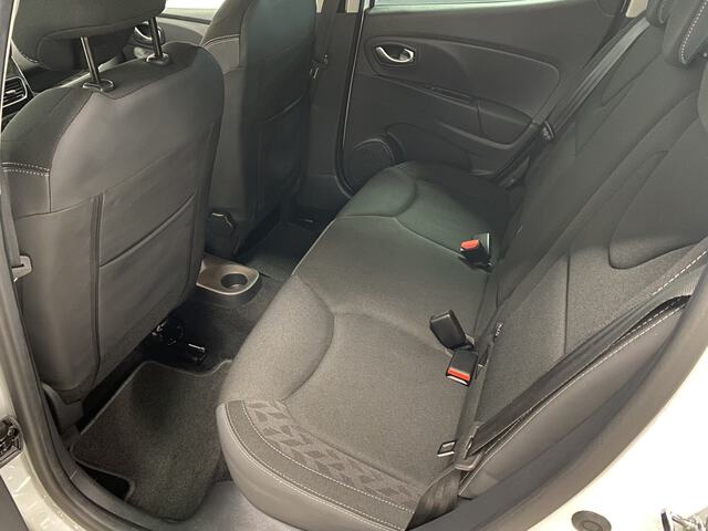 Inside Clio  Blanco