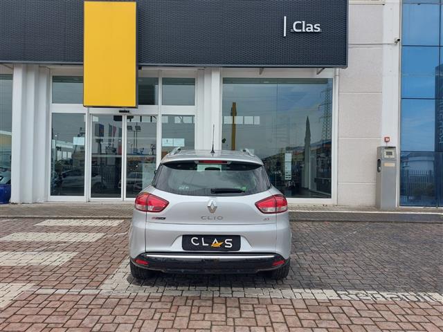 RENAULT Clio 05853955_VO38013080