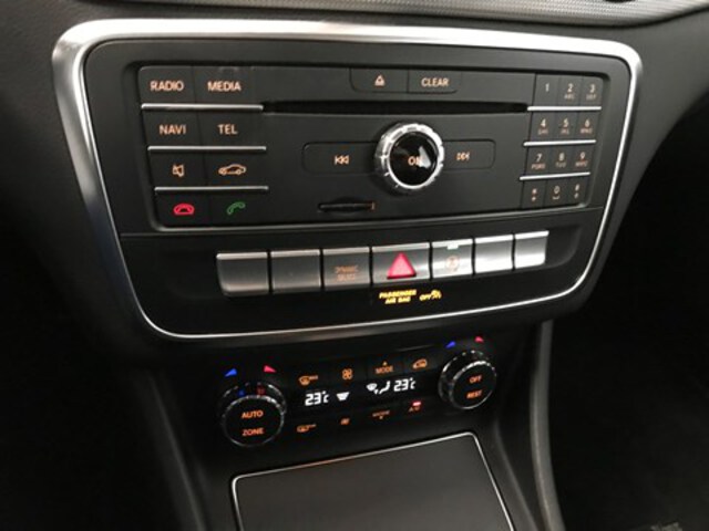 Exterieur GLA 180  grijs
