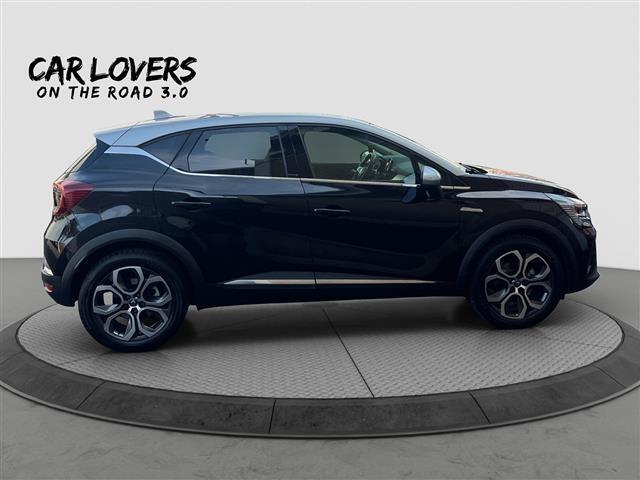 RENAULT Captur 05257754_VO38013034