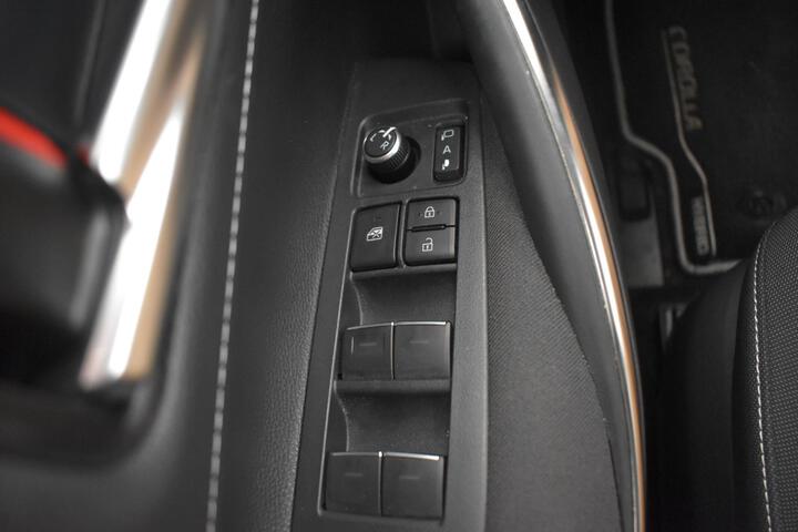 Inside Corolla Híbrido  BLANCO MARFIL