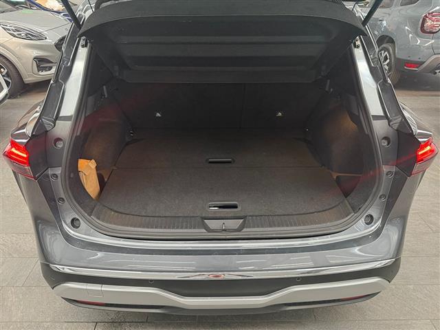 NISSAN Qashqai 00016139_VO38023184