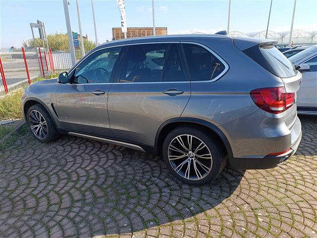 BMW X5 30000408_VO38013138