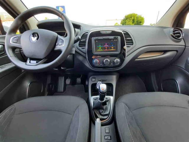 RENAULT Captur I 2017 00010538_VO38013022