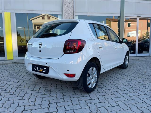 DACIA Sandero 05859690_VO38013080