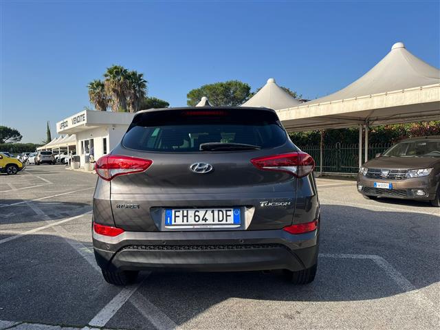 HYUNDAI Tucson 02640600_VO38043366