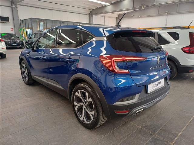 RENAULT Captur 00016026_VO38023184
