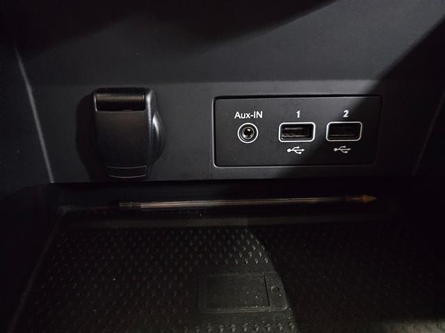 RENAULT Captur 02416171_VO38013170