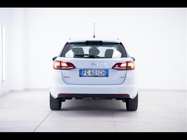 OPEL Astra Sports Tourer 40001998_VO38053400