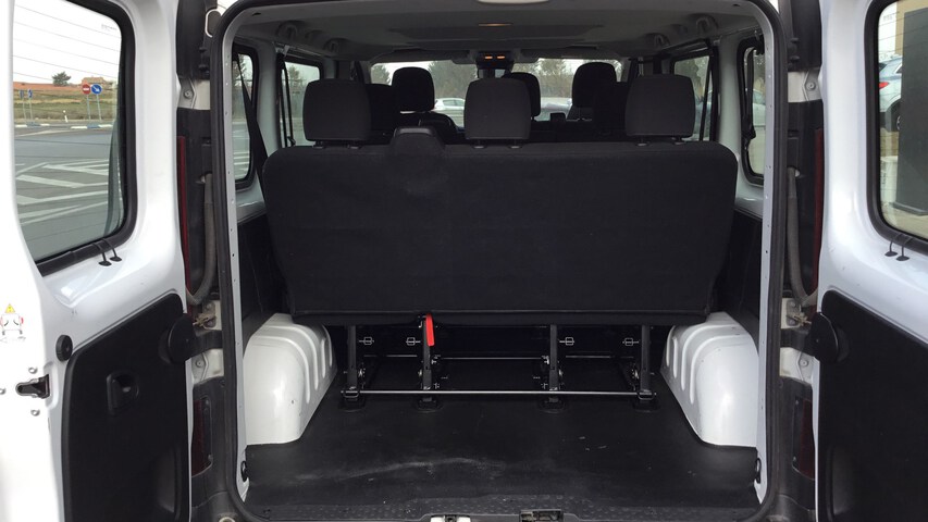 Inside Trafic Combi Diesel  Blanco