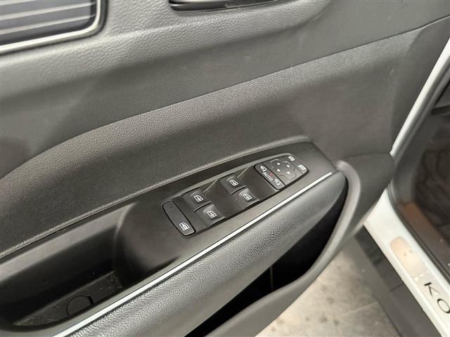 RENAULT Koleos II 2020 00015605_VO38023184