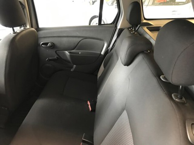 Exterieur Logan MCV  zilver