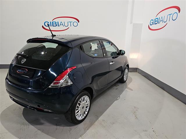 LANCIA Ypsilon 02415452_VO38013170