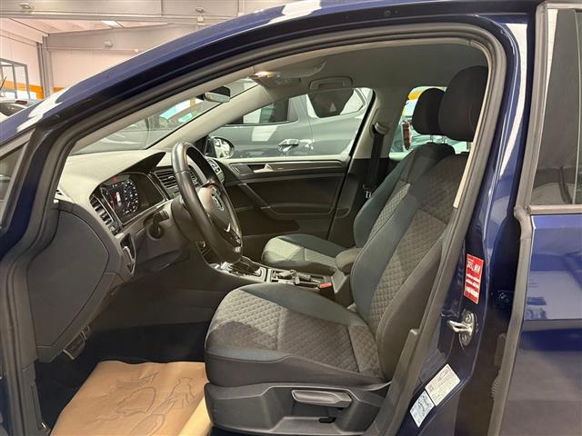 VOLKSWAGEN Golf VII 2017 5p 00016188_VO38023184