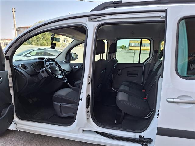RENAULT Kangoo 00802599_VO38013074