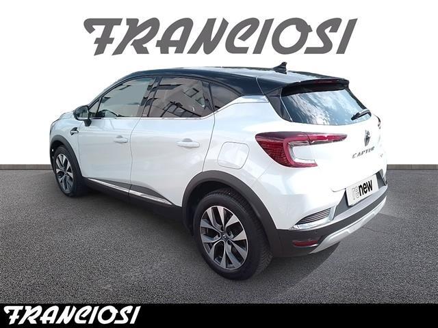 RENAULT Captur 00023749_VO38013018