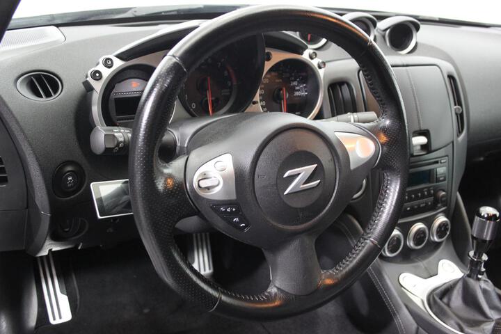 Inside 370Z  GRIS