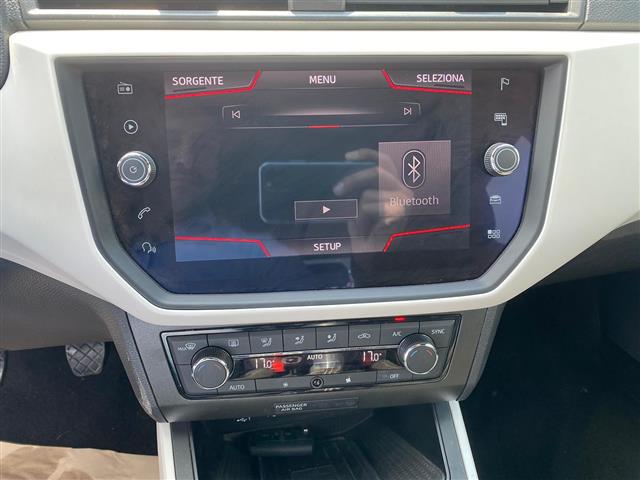 SEAT Arona 02640889_VO38043366