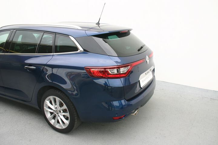 Outside Mégane Sport Tourer  AZUL