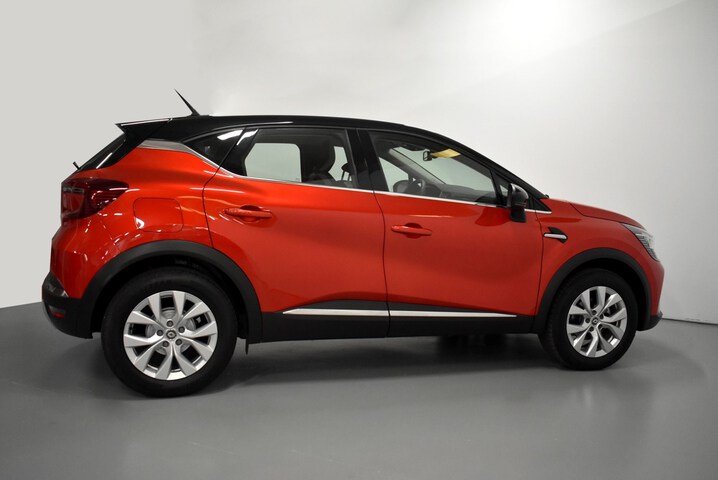 Outside Captur  ROJO