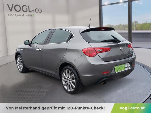 Außenausstattung Giulietta Alfa-White           grau
