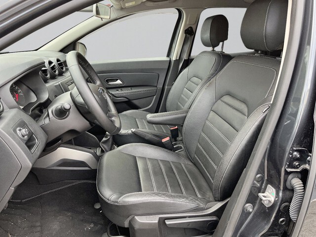 Inside Duster  GRIS