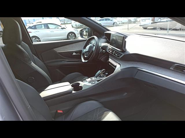 PEUGEOT 3008 00024053_VO38013404