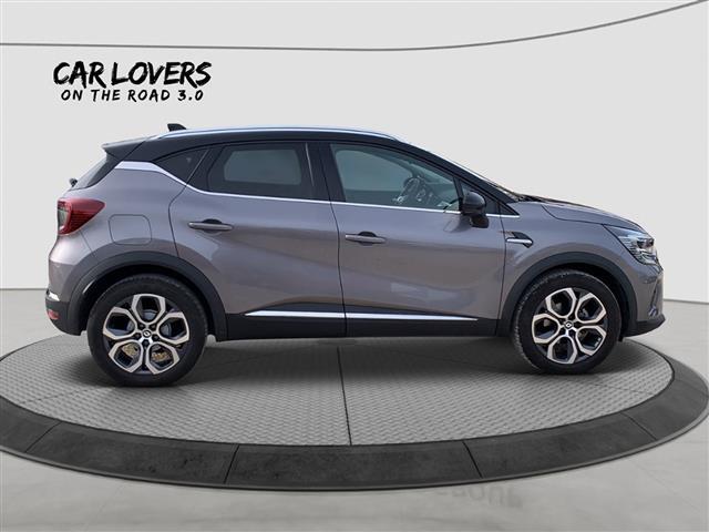 RENAULT Captur 05258155_VO38013034