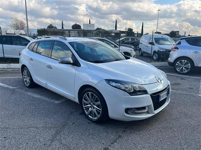 RENAULT Megane 02640701_VO38043366