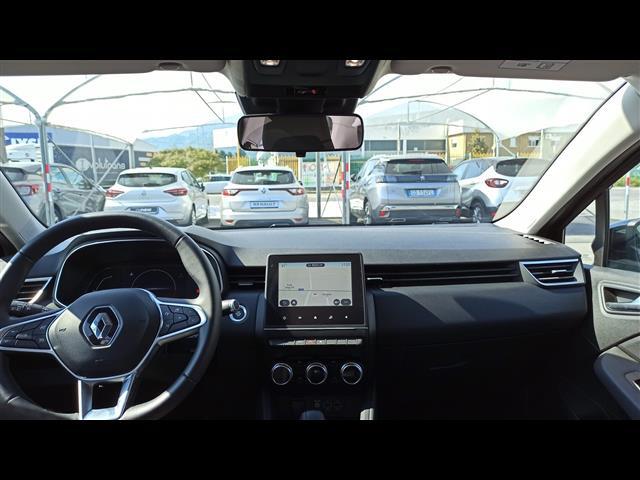 RENAULT Clio 00024239_VO38013404