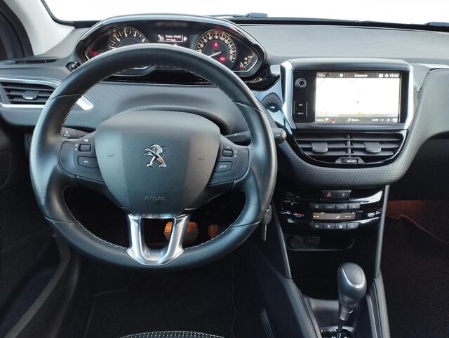 Inside 208  Gris Platinum