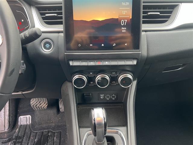 RENAULT Captur 05258159_VO38013034
