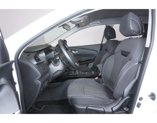 Inside Kadjar Diesel  Blanco Glaciar