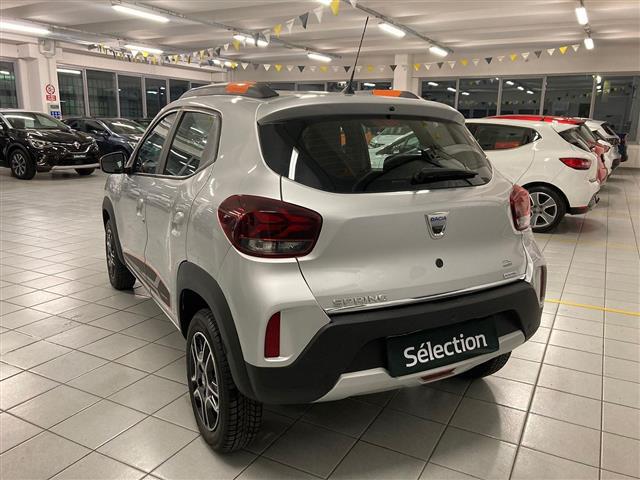 DACIA Spring 00014637_VO38013022