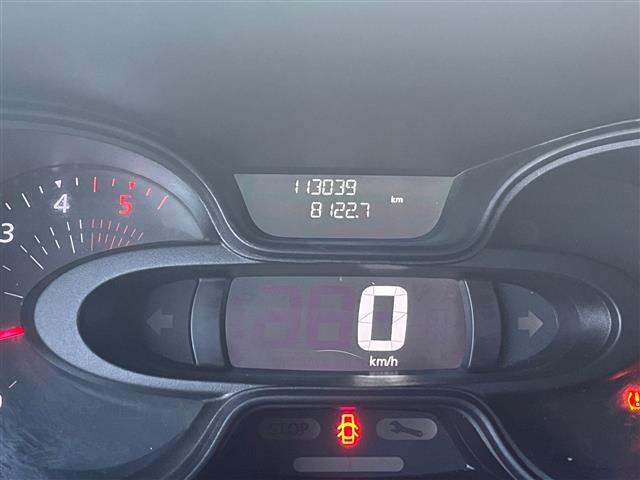 RENAULT Trafic 02641071_VO38043366