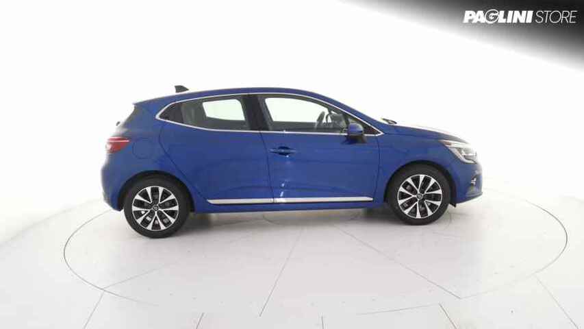 RENAULT Clio 00685712_VO38023454