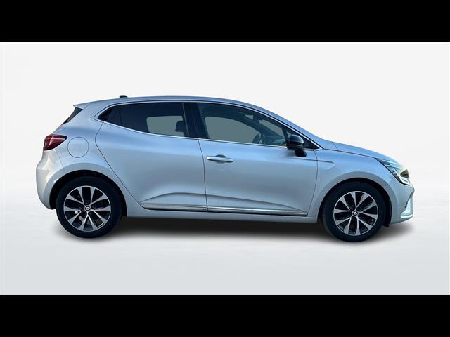 RENAULT Clio 00894551_VO38013074