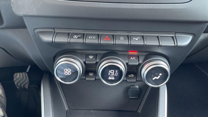 Inside Duster Diesel  Blanco Glaciar