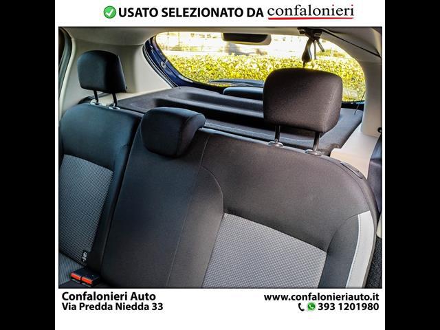 DACIA Sandero 00009565_VO38013165