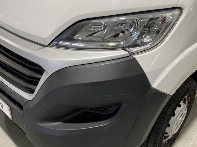 Inside Ducato Furgón Diesel  Blanco