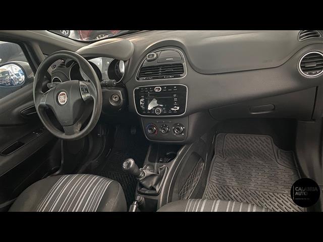 FIAT Punto 00006501_VO38033579